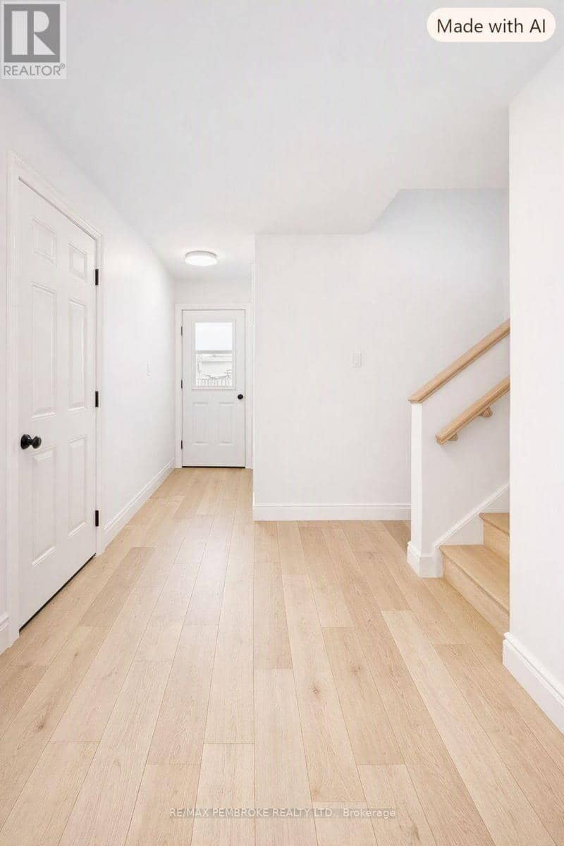 12 Eddy Crescent — photo 6 of 16