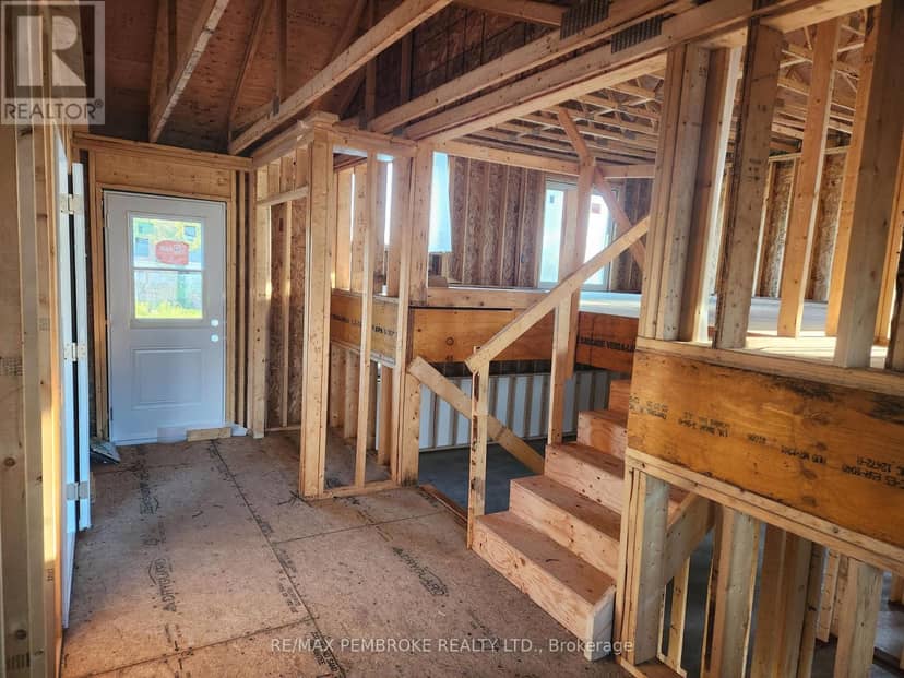 12 Eddy Crescent — photo 3 of 16