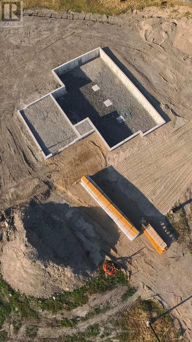 12 Eddy Crescent — photo 16 of 16