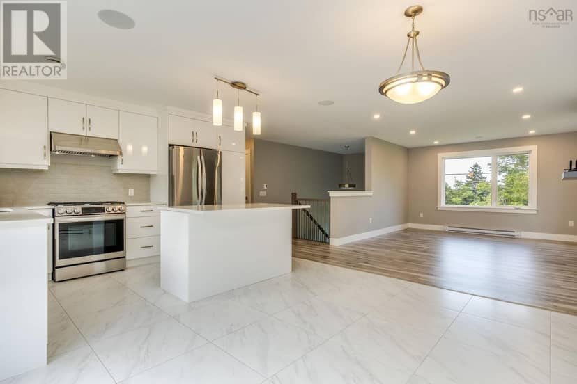 105 Coltsfoot Lane — photo 15 of 40