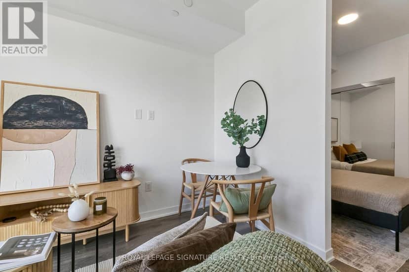 1006 - 20 Richardson Street — photo 7 of 23