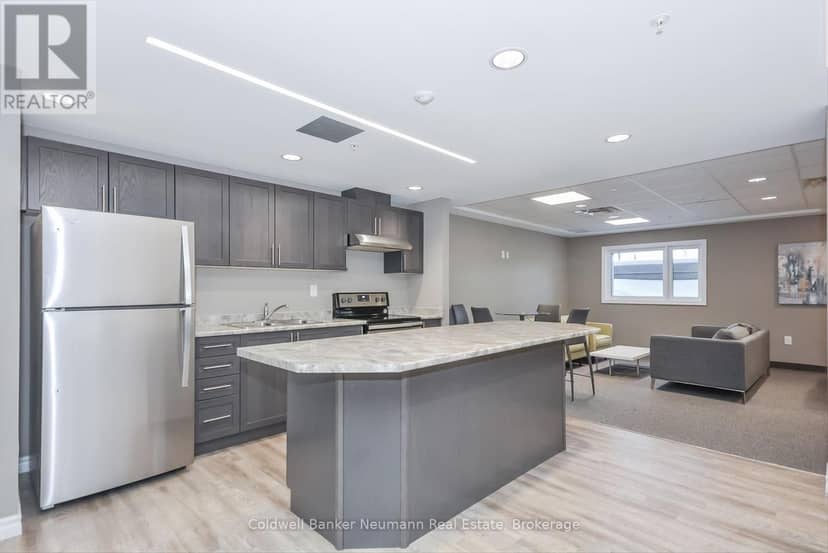 106 - 7 Kay Crescent — photo 35 of 40