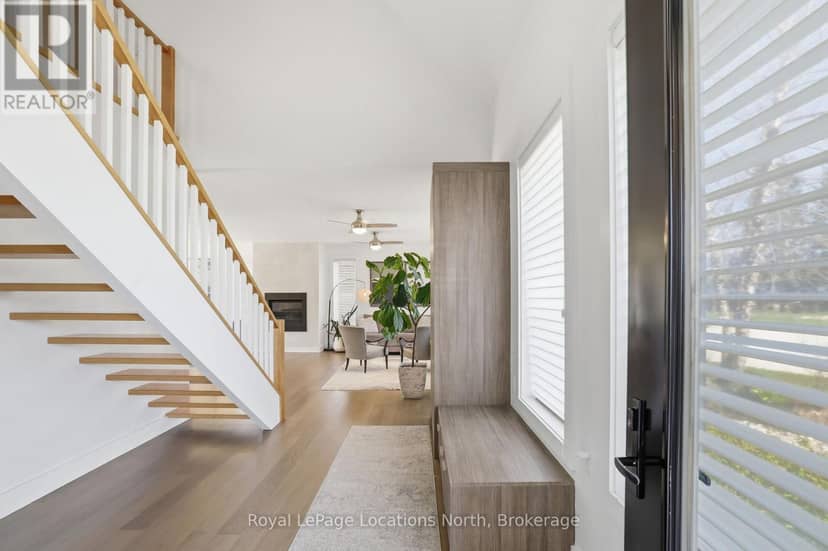 66 Gordon Crescent — photo 4 of 33