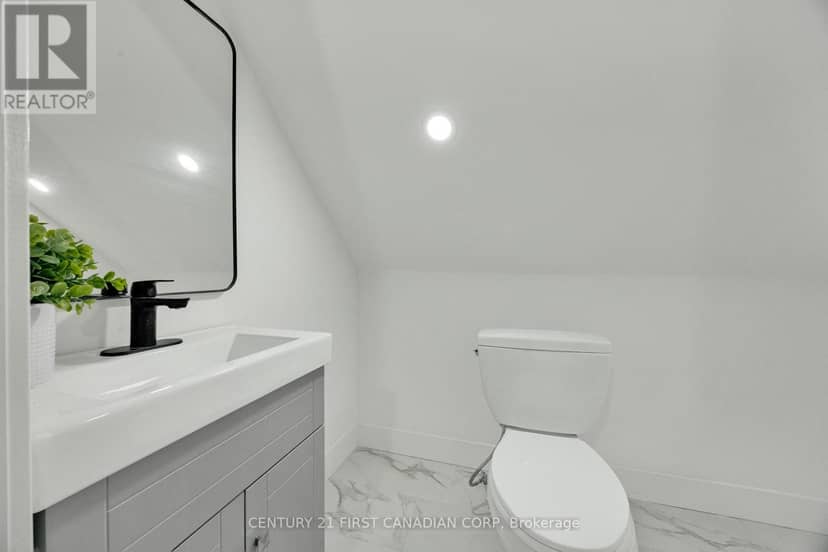 328 Oakland Avenue — photo 31 of 39