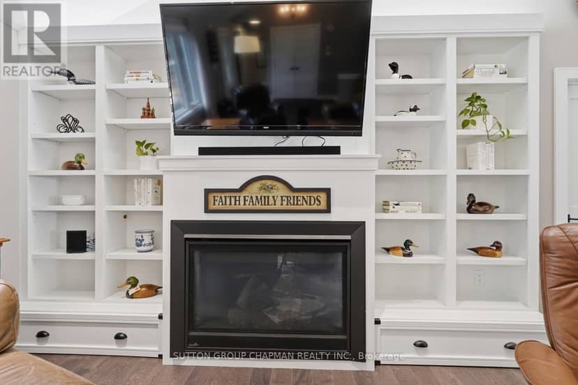 408 Old Riverside Drive — photo 10 of 40