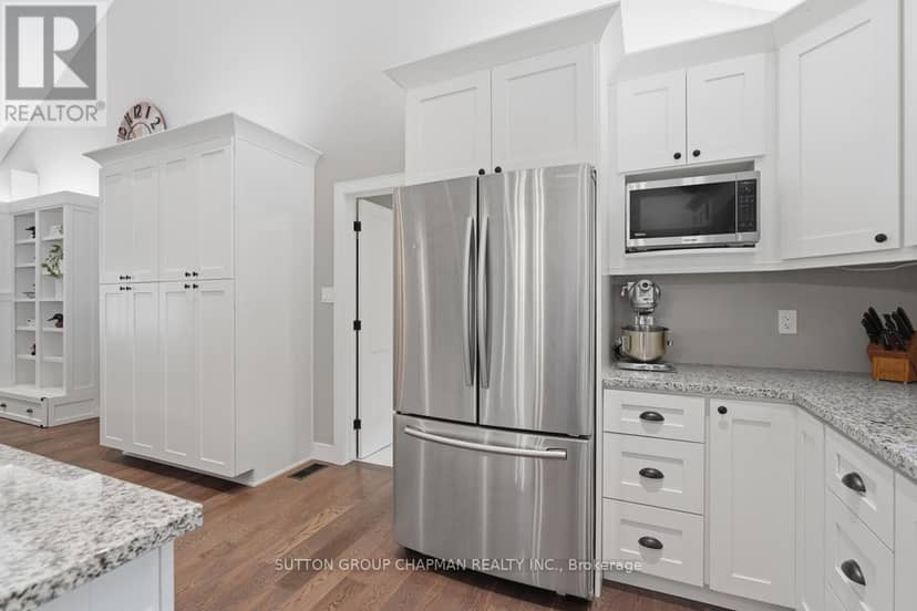 408 Old Riverside Drive — photo 14 of 40