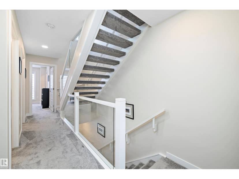 7817 Yorke Rd NW — photo 18 of 40