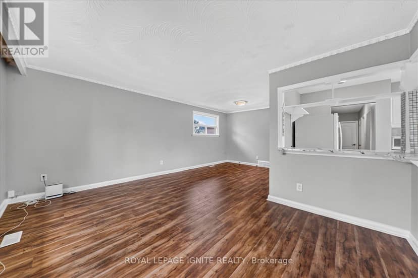 1197 Pharmacy Avenue — photo 12 of 39