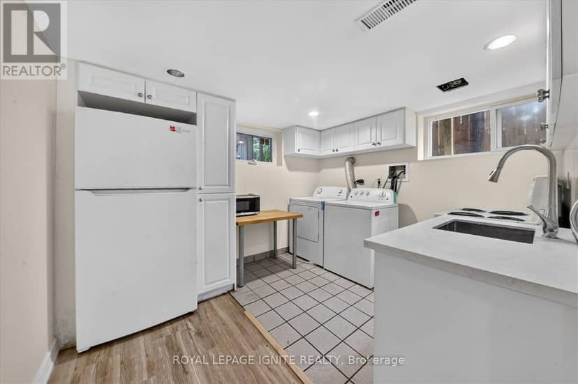 1197 Pharmacy Avenue — photo 28 of 39