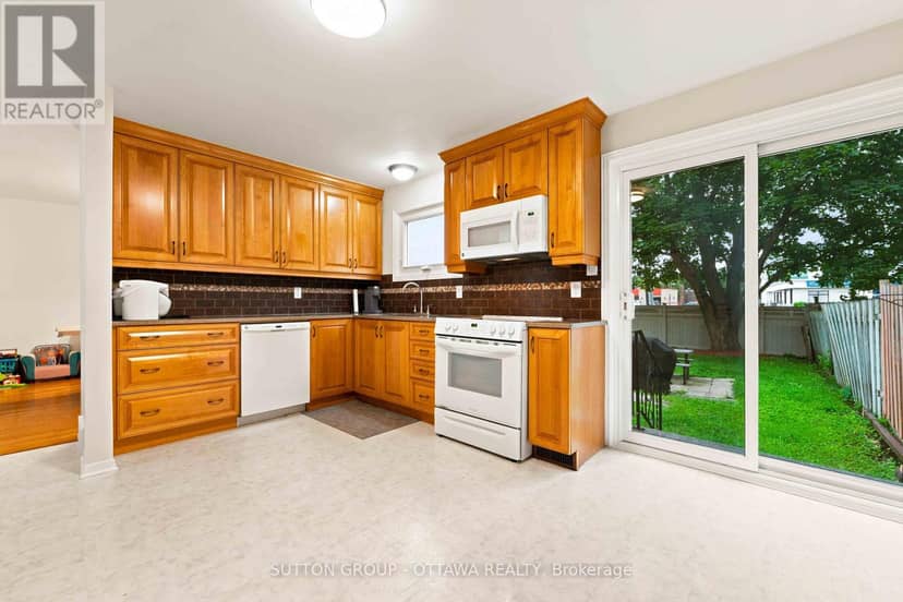 66 Fieldgate Drive — photo 19 of 40