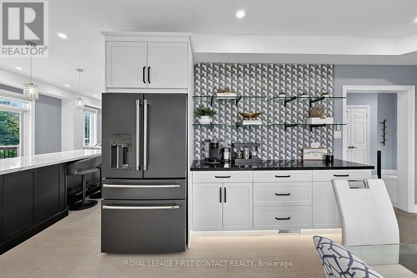 36 Regalia Way — photo 10 of 40