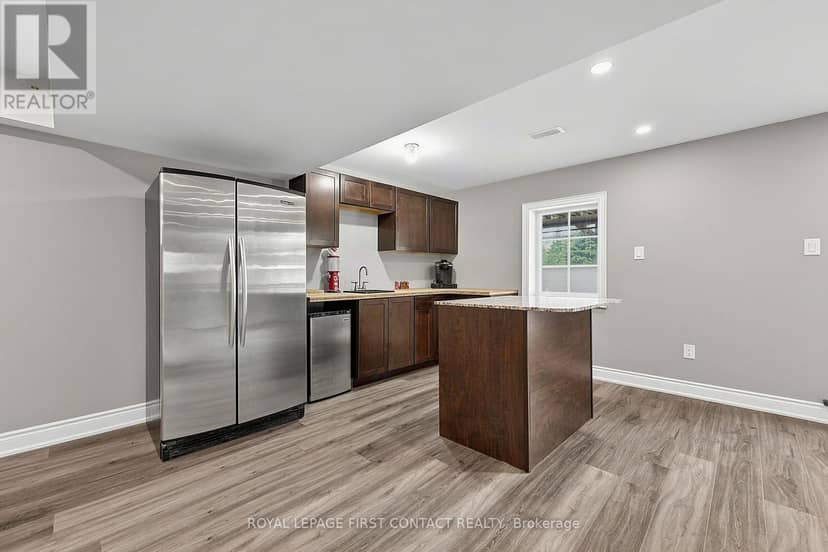 36 Regalia Way — photo 38 of 40