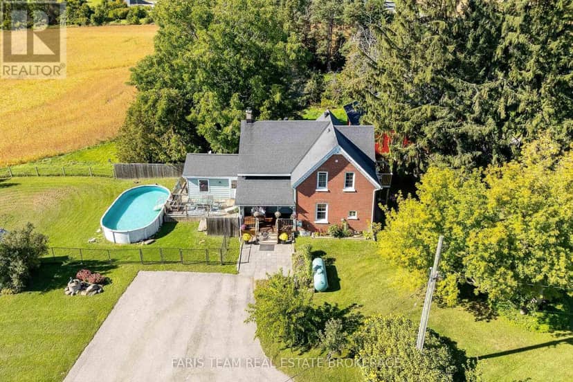 1346 Penetanguishene Road, Springwater, photo 2