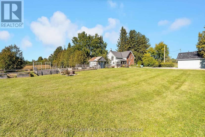 1346 Penetanguishene Road — photo 32 of 33