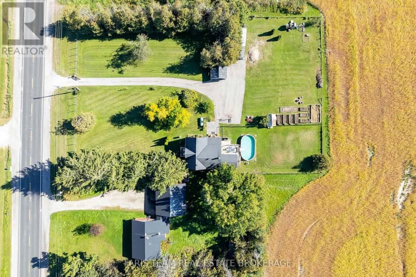 1346 Penetanguishene Road, Springwater, photo 4