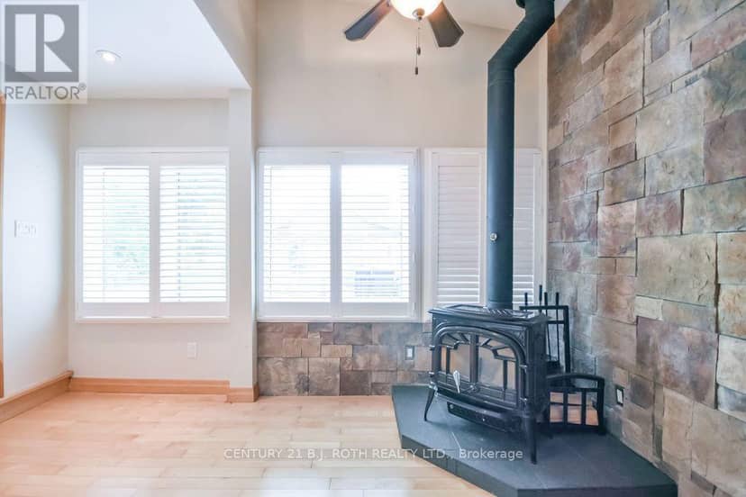 45 Grove Street W — photo 14 of 39