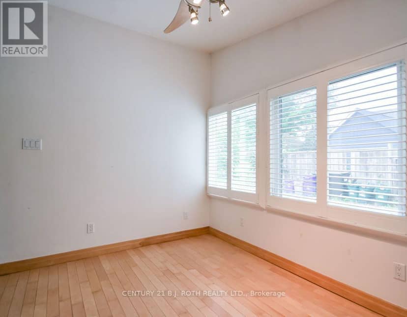 45 Grove Street W — photo 21 of 39
