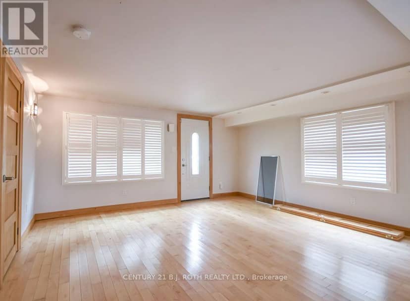 45 Grove Street W, Barrie, photo 3