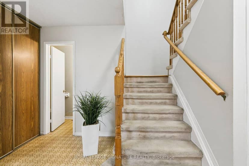 156 Macedonia Crescent, Mississauga, photo 5