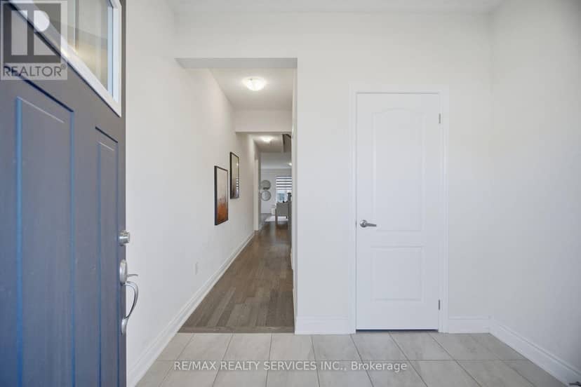 34 Lipscott Drive — photo 12 of 39