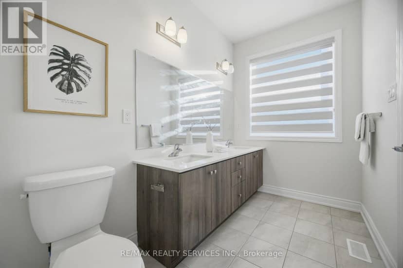 34 Lipscott Drive — photo 27 of 39