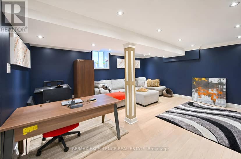 20 Manett Crescent — photo 33 of 40