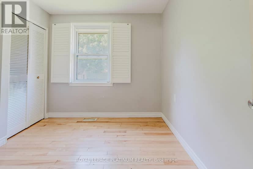 6 Varadi Avenue — photo 18 of 39