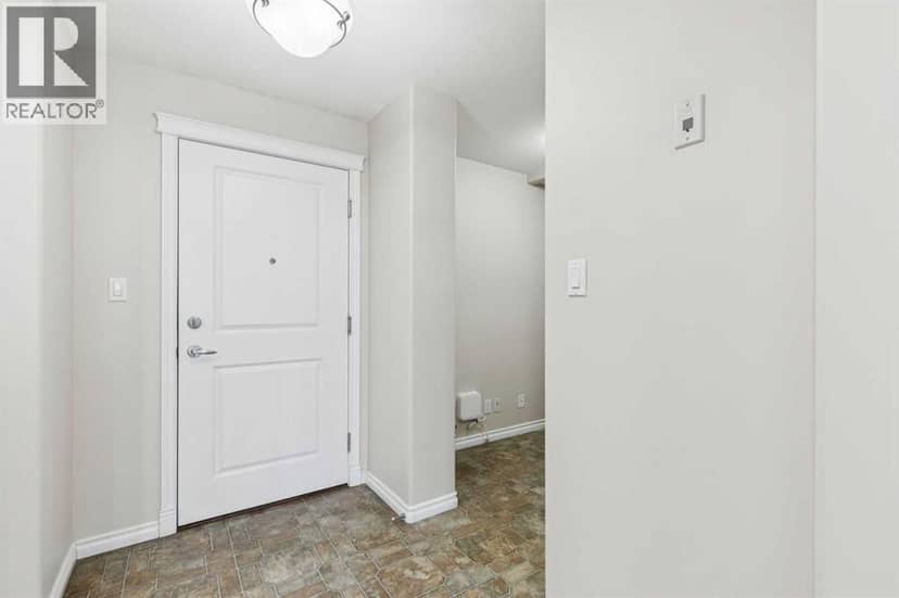705, 1726 14 Avenue NW, Calgary, photo 7