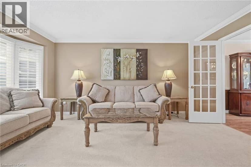 5 MICHELLE Drive — photo 15 of 40