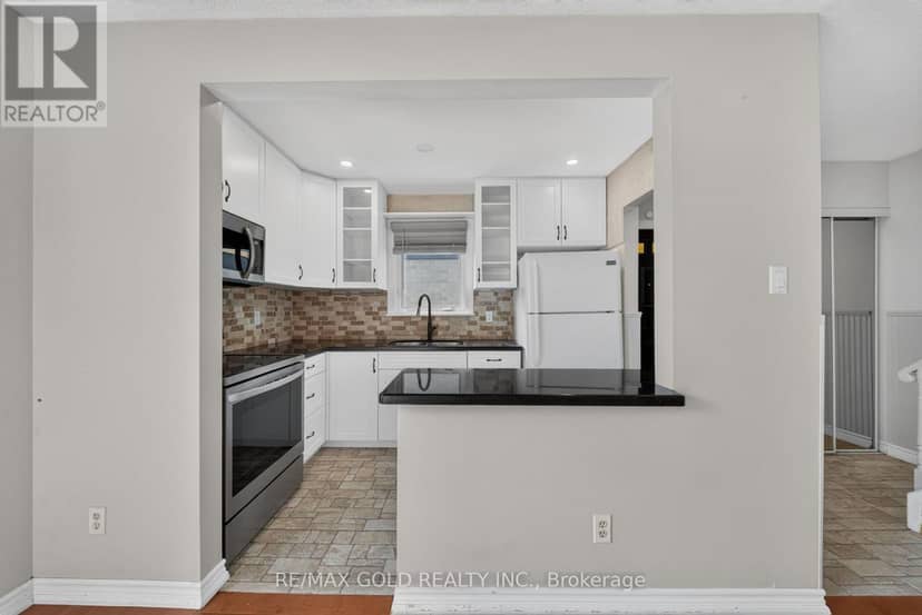 6 Jennifer Square, Brampton, photo 5