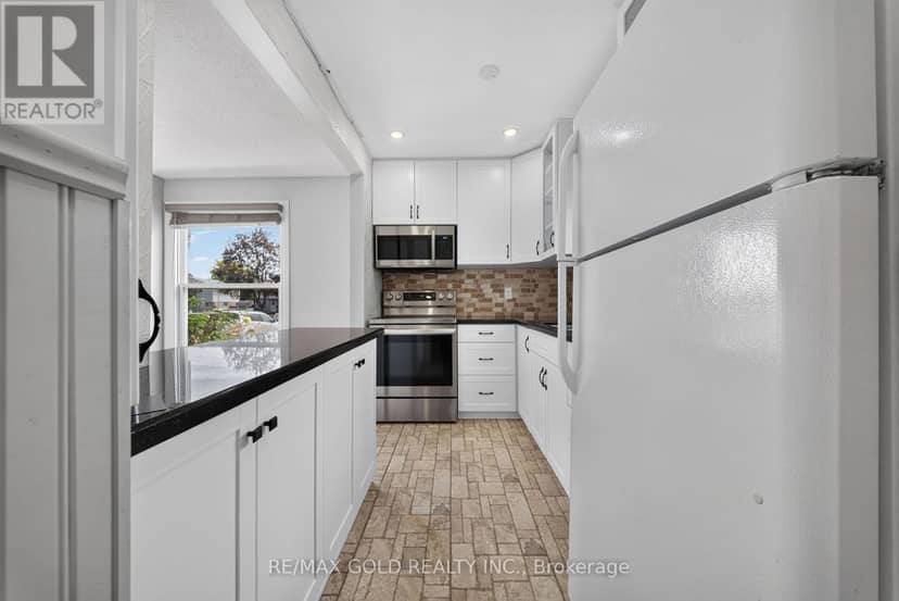 6 Jennifer Square, Brampton, photo 7