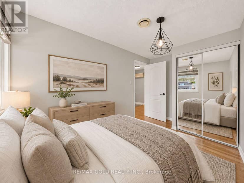 6 Jennifer Square — photo 28 of 40
