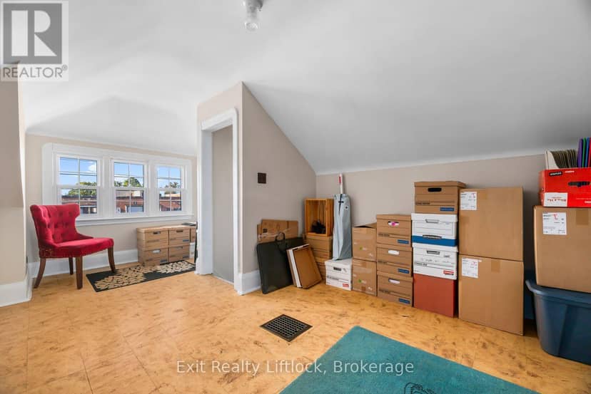 545 Braidwood Avenue — photo 24 of 40