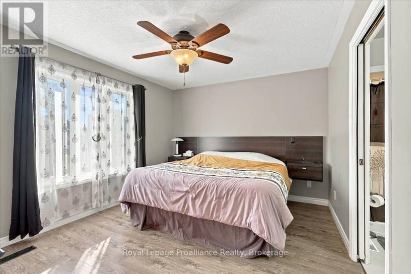 73 Dorchester Drive — photo 21 of 40