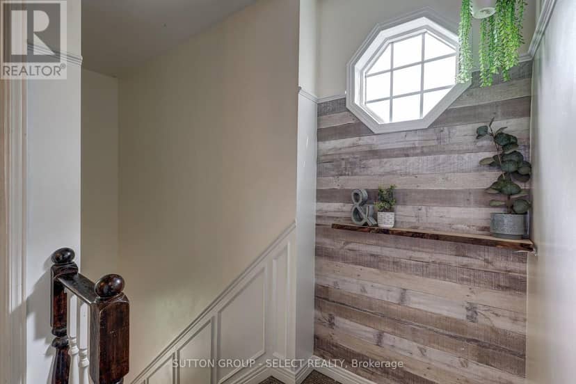 150 Dufferin Street — photo 25 of 40
