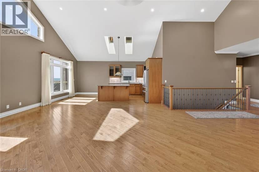 80 NEW LAKESHORE Road Unit# 16 — photo 13 of 40