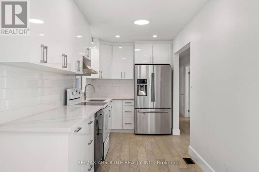 9 Epworth Avenue — photo 11 of 36