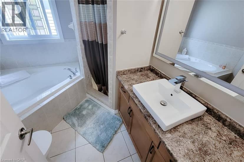 214 CLOVERLEAF Drive — photo 34 of 40