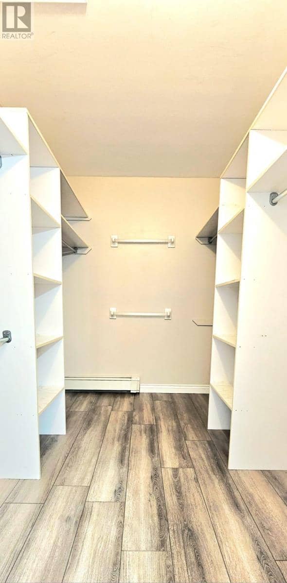 49 Bell Crescent — photo 30 of 40