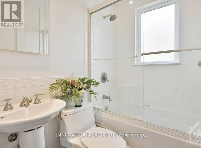 391 Greenwood Avenue — photo 16 of 37