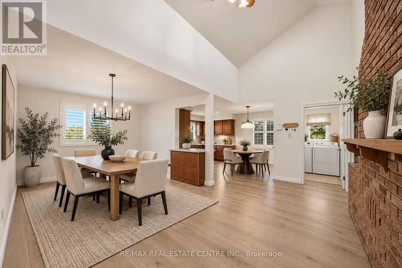 335 York Road — photo 8 of 40