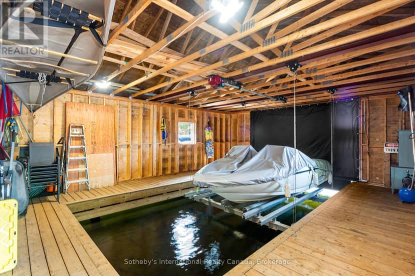 10354 Go Home Lake Shore — photo 35 of 40