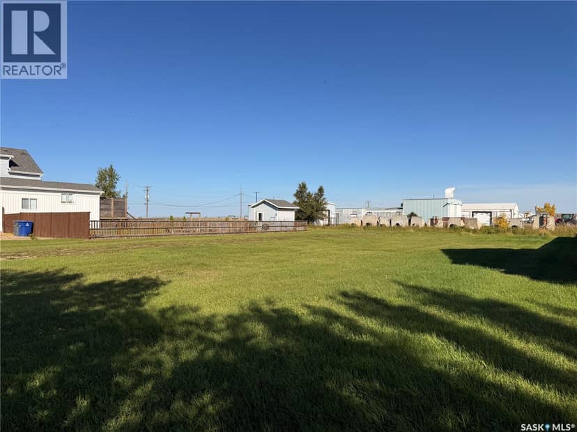 305 McKenzie STREET N, Outlook, photo 2