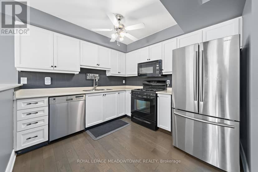 87 - 200 Cresthaven Road — photo 14 of 37