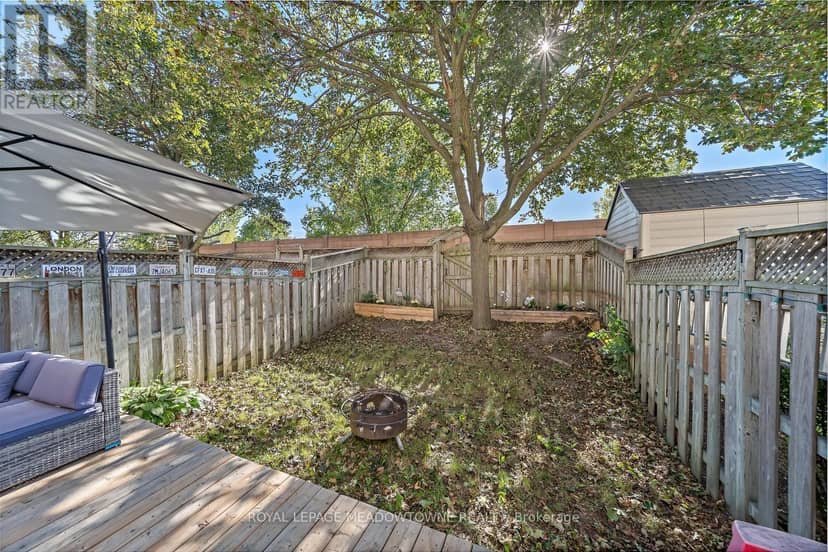 87 - 200 Cresthaven Road — photo 33 of 37