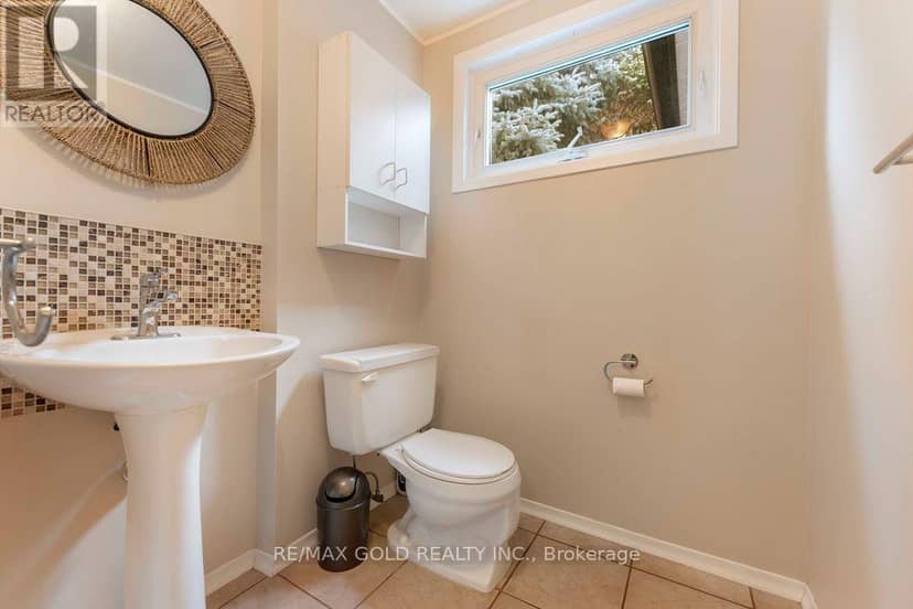 29 Carberry Crescent — photo 30 of 40
