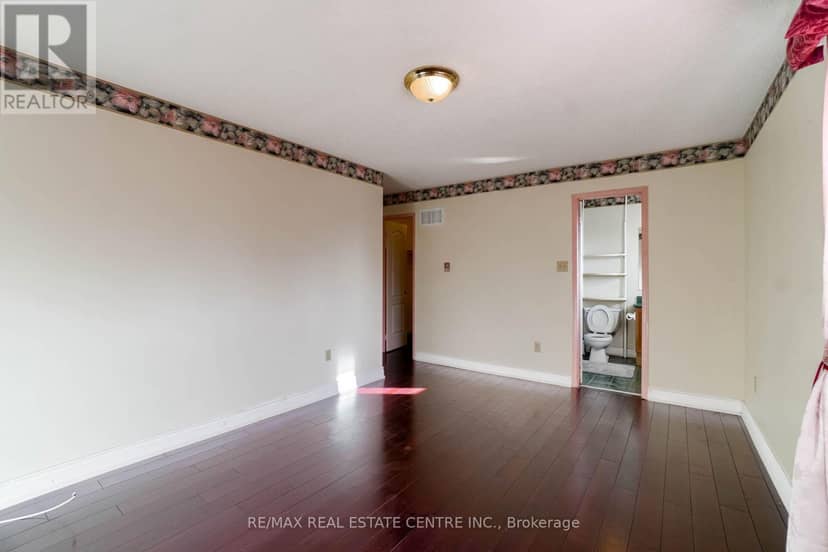 3725 Althorpe Circle — photo 26 of 40