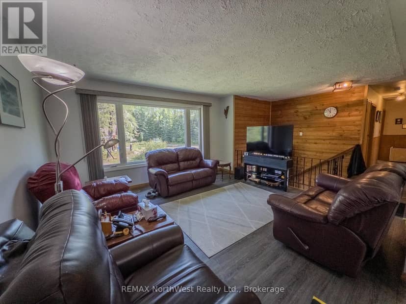 693 Carlton Road, Kenora, photo 8