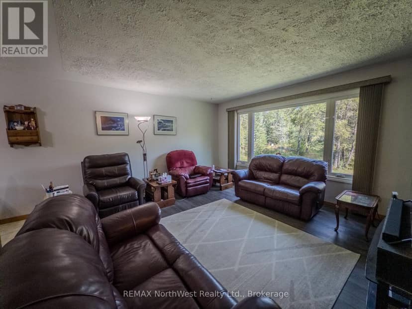 693 Carlton Road, Kenora, photo 6