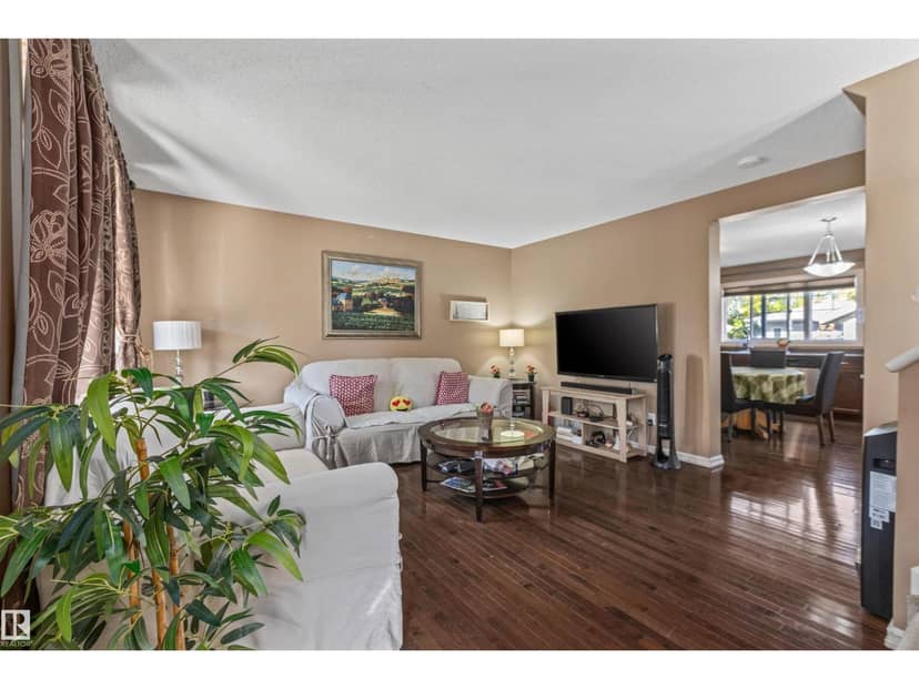 949 Valour Wy NW, Edmonton, photo 2